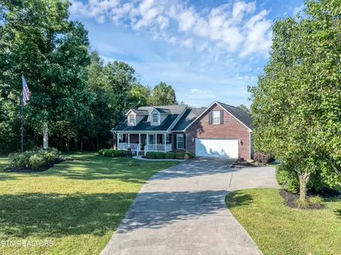 1138 Disco Loop Rd, Friendsville, TN 37737