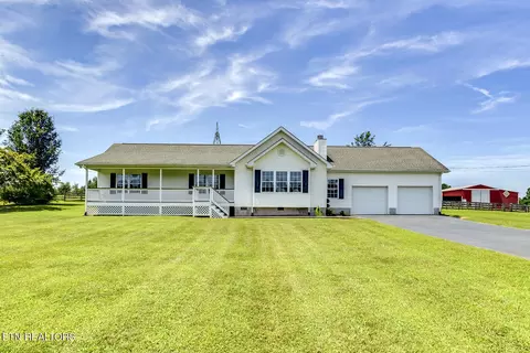 3401 Waller Ferry Rd, Lenoir City, TN 37771