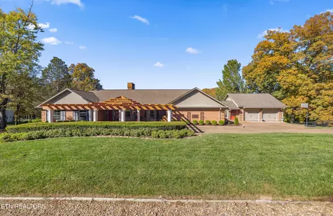 1442 Darbee Dr, Morristown, TN 37814