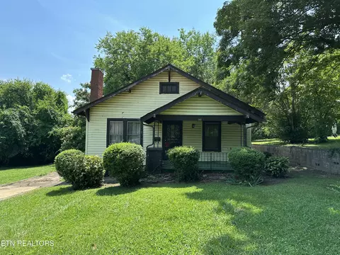 141 Morningside Dr, Knoxville, TN 37915