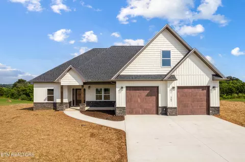 363 Meadow Rd, Greenback, TN 37742