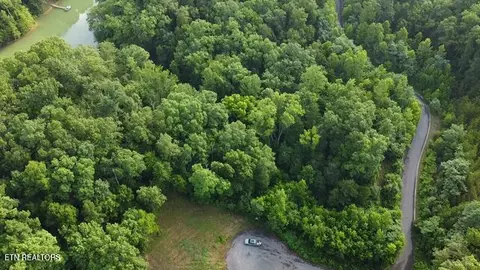 lot9 Woodland Creek Dr, Dandridge, TN 37725