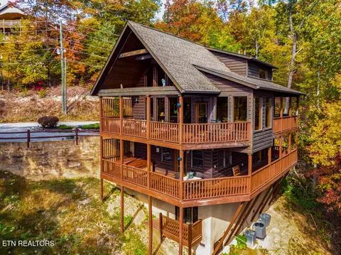3825 Millers Ridge Way, Sevierville, TN 37862