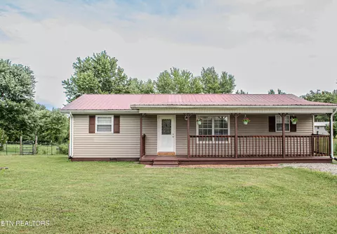 1010 Sheppard Rd, Jamestown, TN 38556