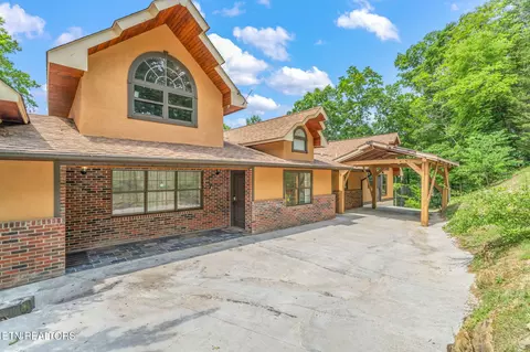 343 Jersey Dr, Sevierville, TN 37862