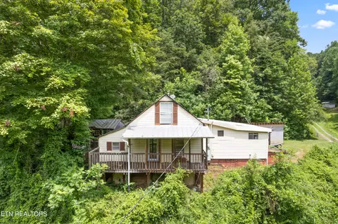 1548 Hawk Ln, Seymour, TN 37865
