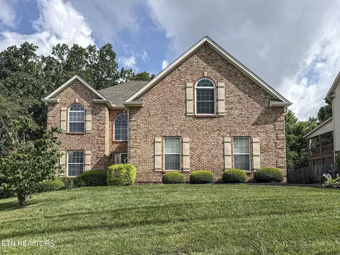 9525 Grassy Meadow Blvd, Knoxville, TN 37931