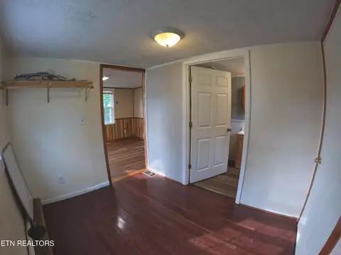 Entry Way - 9 Sharp Rd, Athens, TN 37303 photo 1 of 1