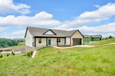 143 Middle Glen Rd, Maynardville, TN 37807