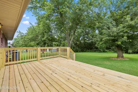 Exterior - 465 Marie St, Talbott, TN 37877 photo 2 of 3