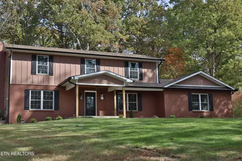 516 Golden Harvest Rd, Knoxville, TN 37934