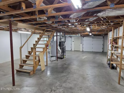7329 Sweetbriar Dr, Talbott, TN 37877 photo 9