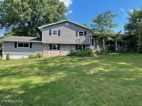 7716 Westland Dr, Knoxville, TN 37919