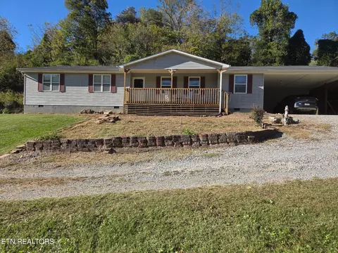 44445 Veterans Memorial Hwy, Dryden, VA 24243