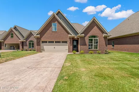 225 Lake Vw, Englewood, TN 37329