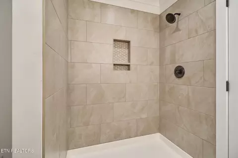 817 Hack Beaty Rd, Grimsley, TN 38565 photo 14