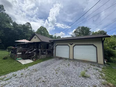 1637 Arron Way, Sevierville, TN 37876