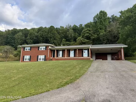 115 Red Oak Ln, New Tazewell, TN 37825