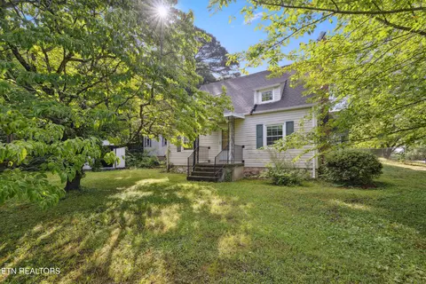 1200 Forest Ave, Maryville, TN 37804