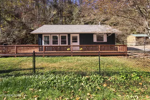 1022 Beverly Hills Dr, Sevierville, TN 37862
