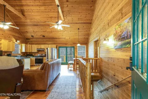 Entry Way - 1040 Laurel Rd, Townsend, TN 37882 photo 1 of 3