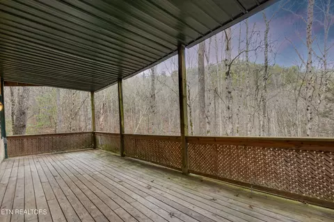 Exterior - 1040 Laurel Rd, Townsend, TN 37882 photo 8 of 8