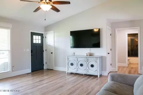 5414 Doubleview Cir, Baxter, TN 38544 photo 3