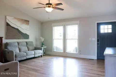 5414 Doubleview Cir, Baxter, TN 38544 photo 2