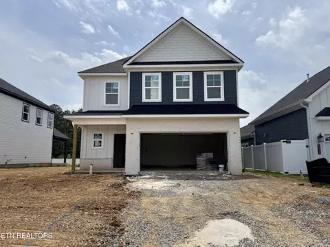 1210 Fort Craig Tr, Maryville, TN 37803
