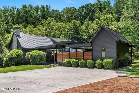 2325 Viewcrest Ln, Knoxville, TN 37932