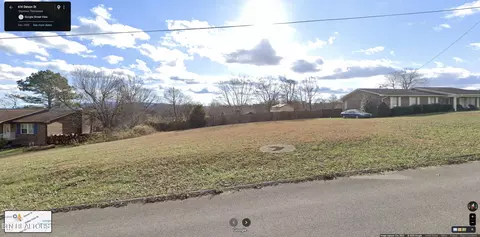 Devon St, Seymour, TN 37865