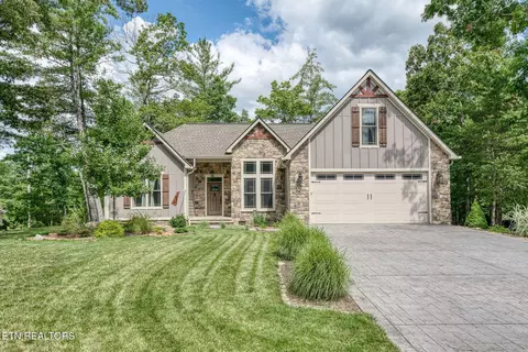 120 Kenwood Dr, Crossville, TN 38558