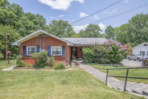116 Georgia Ave, Oak Ridge, TN 37830