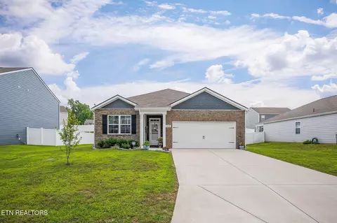 Exterior - 155 Nunally Dr, Baxter, TN 38544 photo 1 of 7