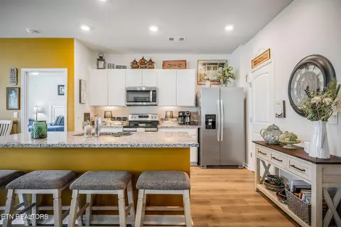 Kitchen - 155 Nunally Dr, Baxter, TN 38544 photo 1 of 4