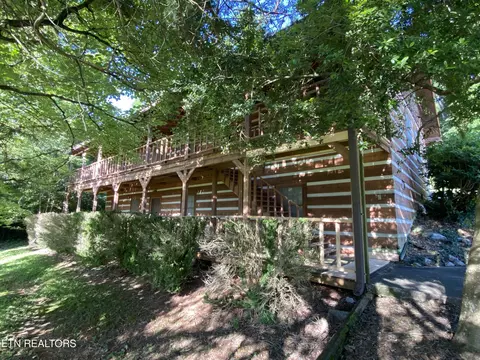 2233 Hitchcock Dr, Cookeville, TN 38506
