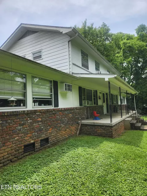 113-119 Tacoma Rd, Oak Ridge, TN 37830