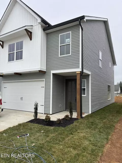 1732 Lateglow Way, Knoxville, TN 37931