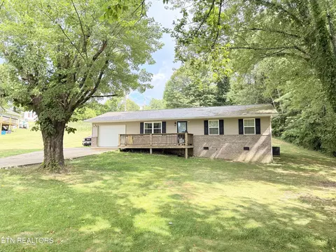 109 Bob White Dr, Tazewell, TN 37879