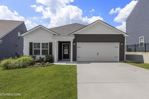10631 Lady May Ln, Knoxville, TN 37931