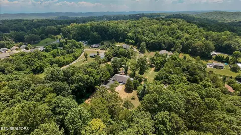 View/Area - 8534 Heiskell Rd, Powell, TN 37849 photo 6 of 6