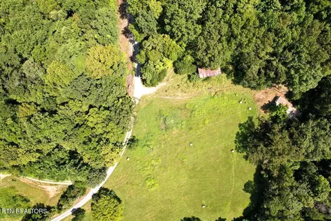 1279 Clinch River Rd, Tazewell, TN 37879