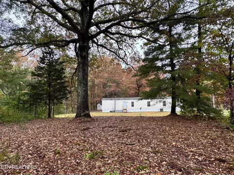 1101 Franklin Loop, Clarkrange, TN 38553