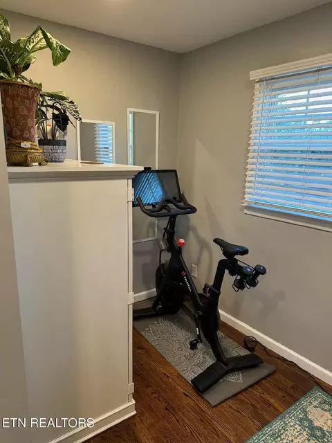 Other - 8024 Sharp Rd, Powell, TN 37849 photo 6 of 10