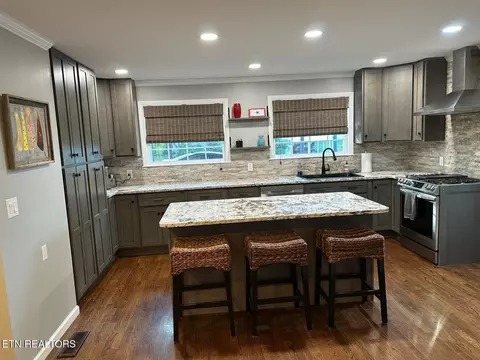 Kitchen - 8024 Sharp Rd, Powell, TN 37849 photo 1 of 13