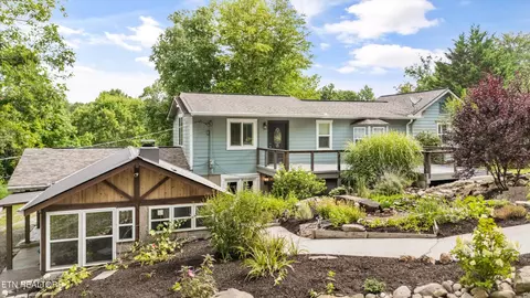 976 Lone Rd, Pioneer, TN 37847