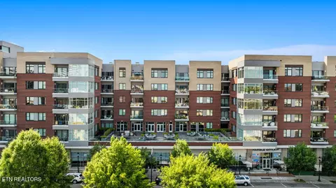 333 W Depot Ave #210, Knoxville, TN 37917