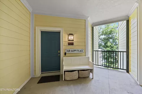 321 Pinnacle Pt, Andersonville, TN 37705