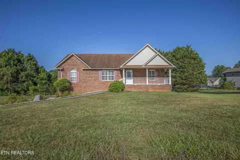 1367 Warrior, Maryville, TN 37803