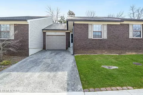 422 Amanda Cir, Knoxville, TN 37922